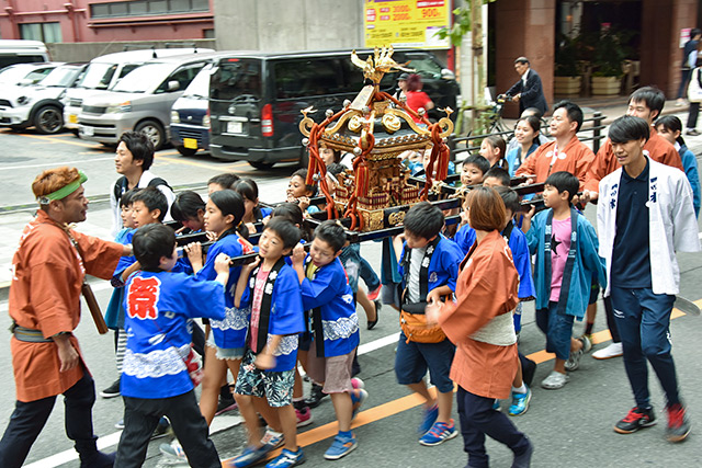 子供神輿・山車巡行